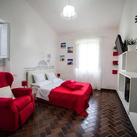 Villa Ripa-pozzi-querceta-ponterosso Sleeps 8 Pool