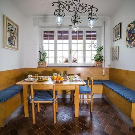 Villa Ripa-pozzi-querceta-ponterosso Sleeps 8 Pool Vallecchia